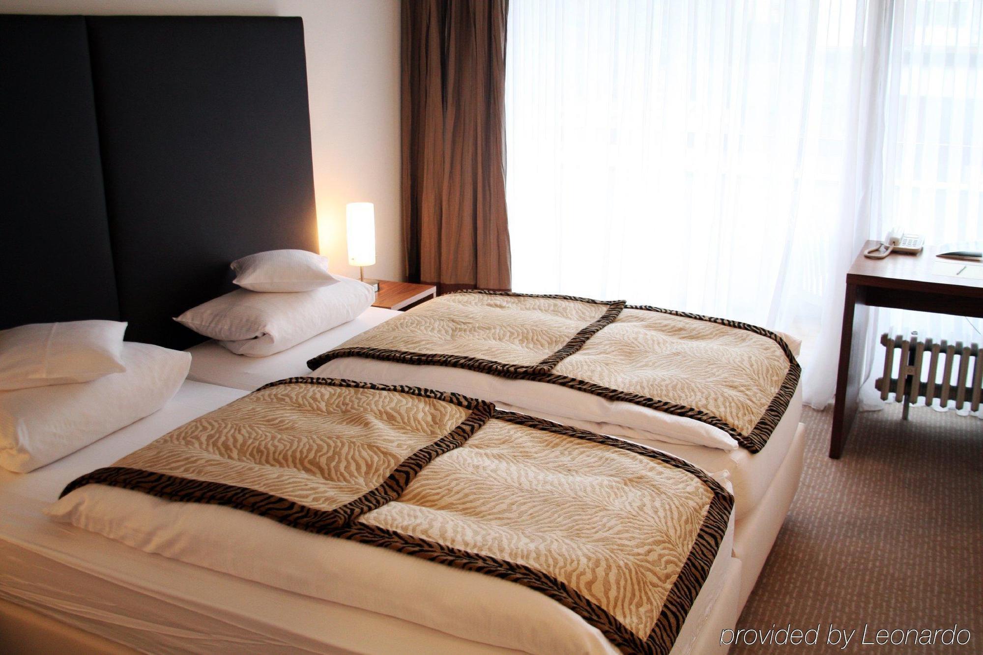 Bristol Hotel Μπαντ Κίσινγκεν Δωμάτιο φωτογραφία